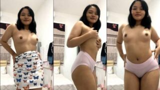 Bokep update lepas piyama abg sma sange nakal